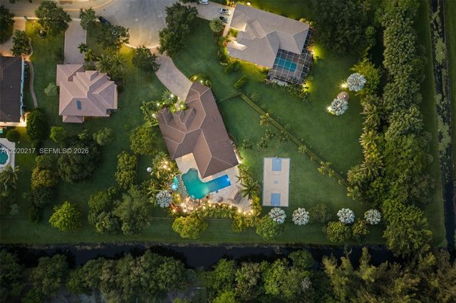 10018 Laurel Rd, Davie, FL 33328