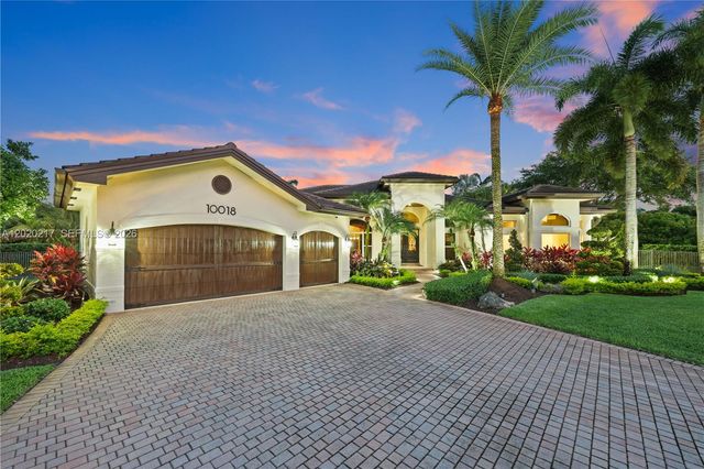 10018 Laurel Rd, Davie, FL 33328