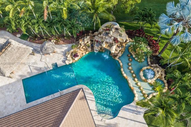 10018 Laurel Rd, Davie, FL 33328