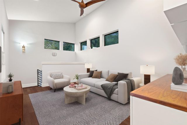 2811 Del Curto RD A, Austin, TX 78704