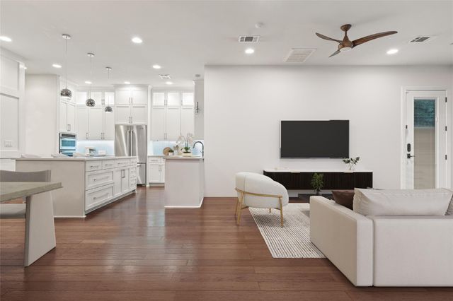 2811 Del Curto RD A, Austin, TX 78704