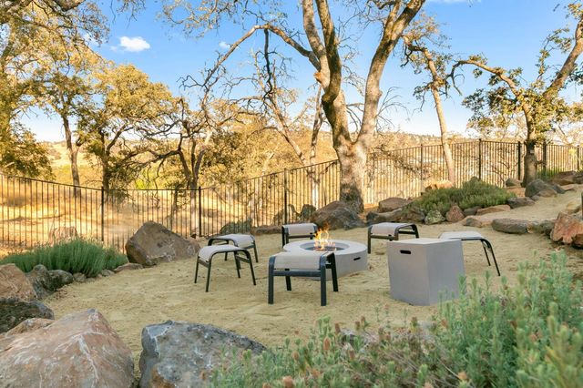784 Grandview Dr, Folsom, CA 95630