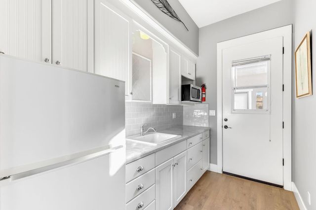 784 Grandview Dr, Folsom, CA 95630