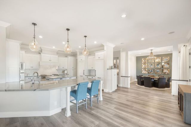 784 Grandview Dr, Folsom, CA 95630