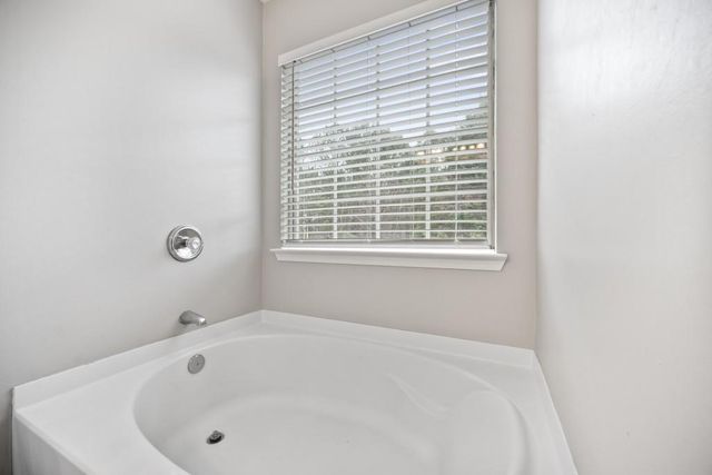 1010 Society Way, Woodstock, GA 30188