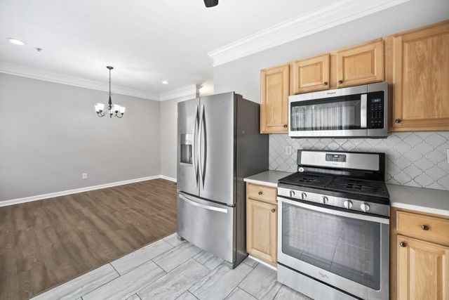 1010 Society Way, Woodstock, GA 30188