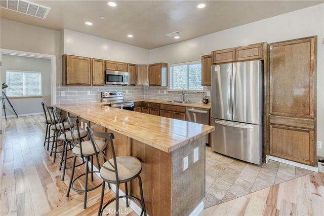 28053 Sky Harbour, Friant, CA 93626