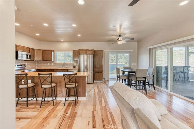28053 Sky Harbour, Friant, CA 93626