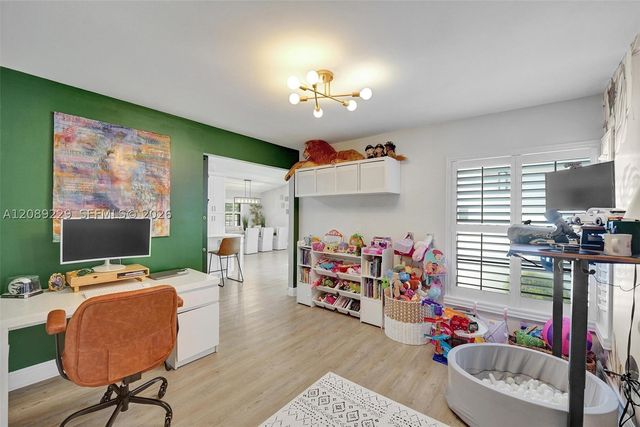 1871 NW 107th Ave, Plantation, FL 33322