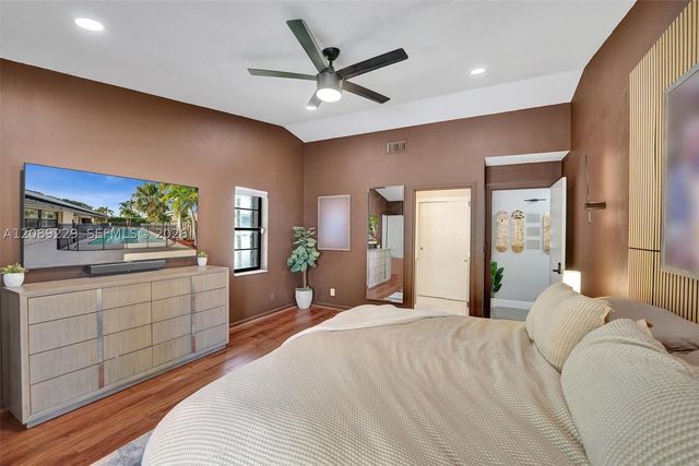 1871 NW 107th Ave, Plantation, FL 33322