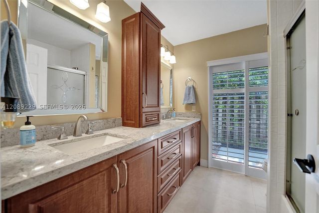 1871 NW 107th Ave, Plantation, FL 33322