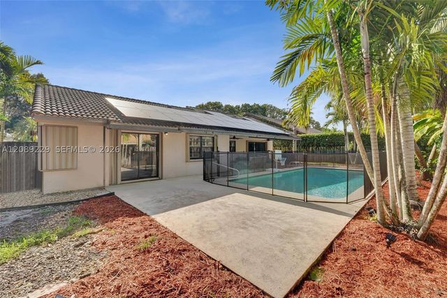 1871 NW 107th Ave, Plantation, FL 33322