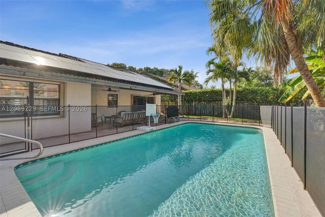 1871 NW 107th Ave, Plantation, FL 33322