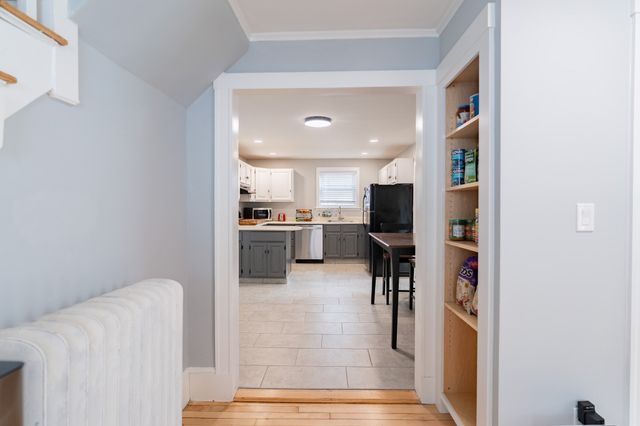 45 S Pine St, Haverhill, MA 01835