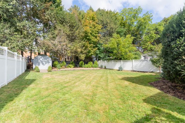 45 S Pine St, Haverhill, MA 01835