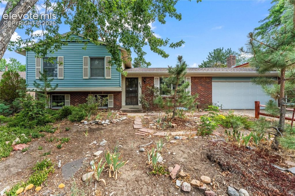 2591 S Eagle Circle, Aurora, CO 80014 — exterior