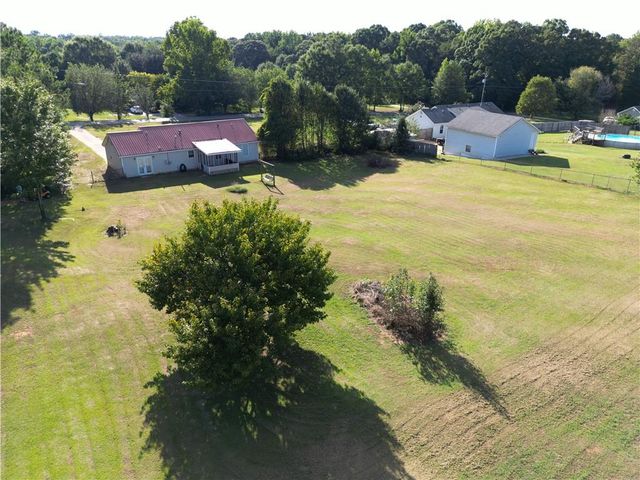 797 S Laney Road S, Locust Grove, GA 30248