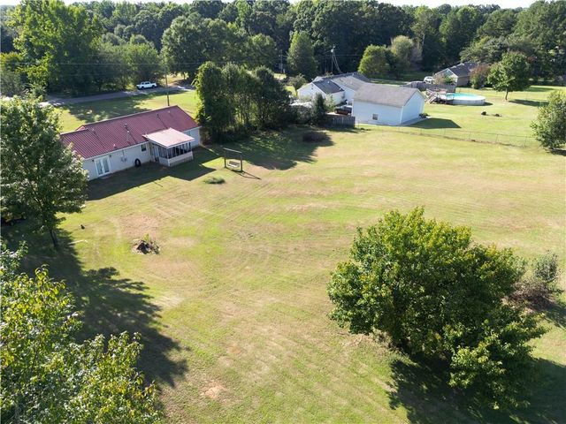 797 S Laney Road S, Locust Grove, GA 30248