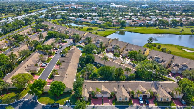 17257 Boca Club Boulevard Apt 5, Boca Raton, FL 33487