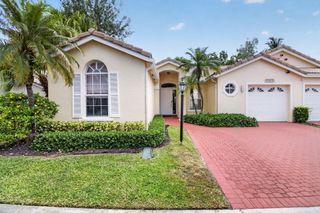 17257 Boca Club Boulevard Apt 5, Boca Raton, FL 33487