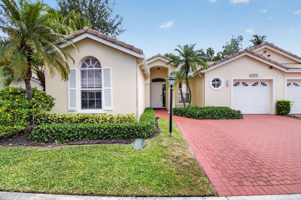 17257 Boca Club Boulevard Apt 5, Boca Raton, FL 33487