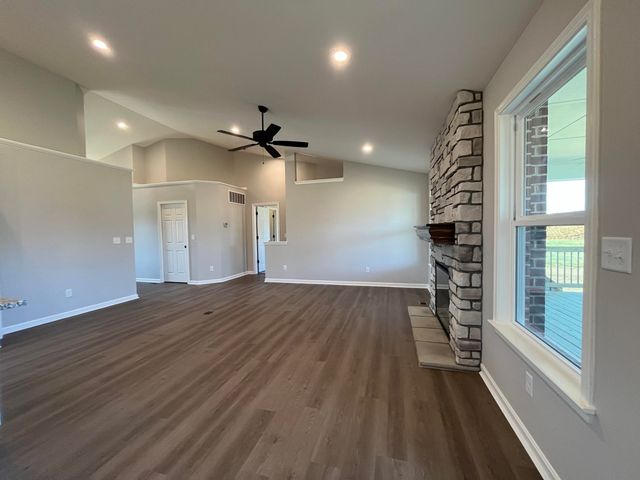 1522 Autumn Ridge Drive, Hebron, KY 41048