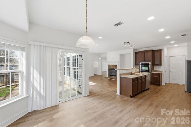 15614 Normans Landing Drive, Charlotte, NC 28273