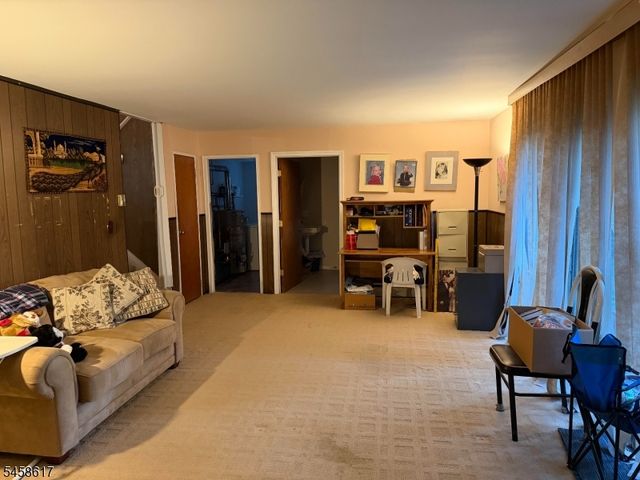 25 Eardley Rd, Edison Twp., NJ 08817
