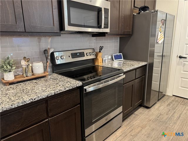 611 Parkline Drive, Georgetown, TX 78626