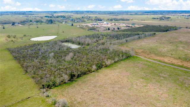 1226 Fm 331 Road, Sealy, TX 77418