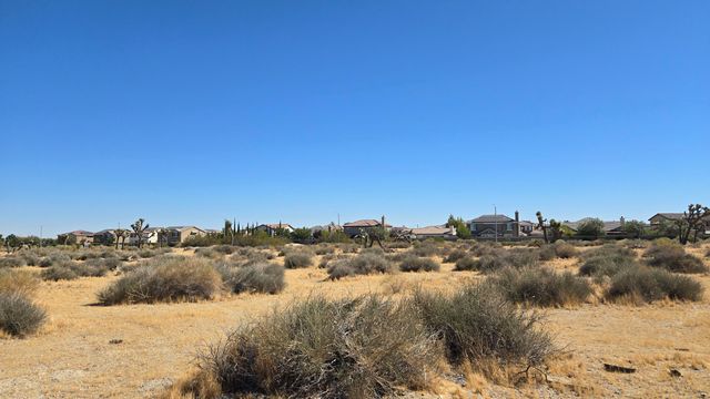 65th St East Near Ave R-4, Palmdale, CA 93552