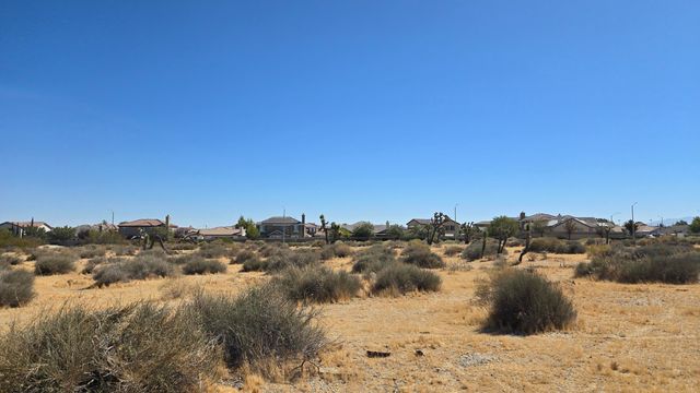 65th St East Near Ave R-4, Palmdale, CA 93552