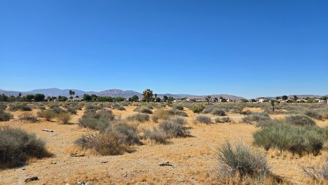 65th St East Near Ave R-4, Palmdale, CA 93552