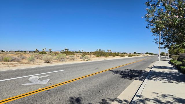 65th St East Near Ave R-4, Palmdale, CA 93552