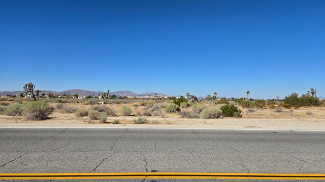 65th St East Near Ave R-4, Palmdale, CA 93552