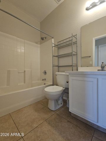 2300 E Magma Road Unit 27, San Tan Valley, AZ 85143