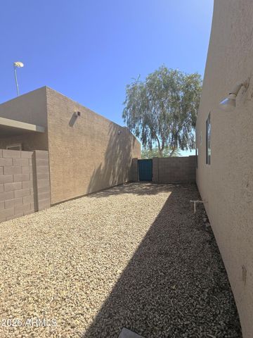 2300 E Magma Road Unit 27, San Tan Valley, AZ 85143