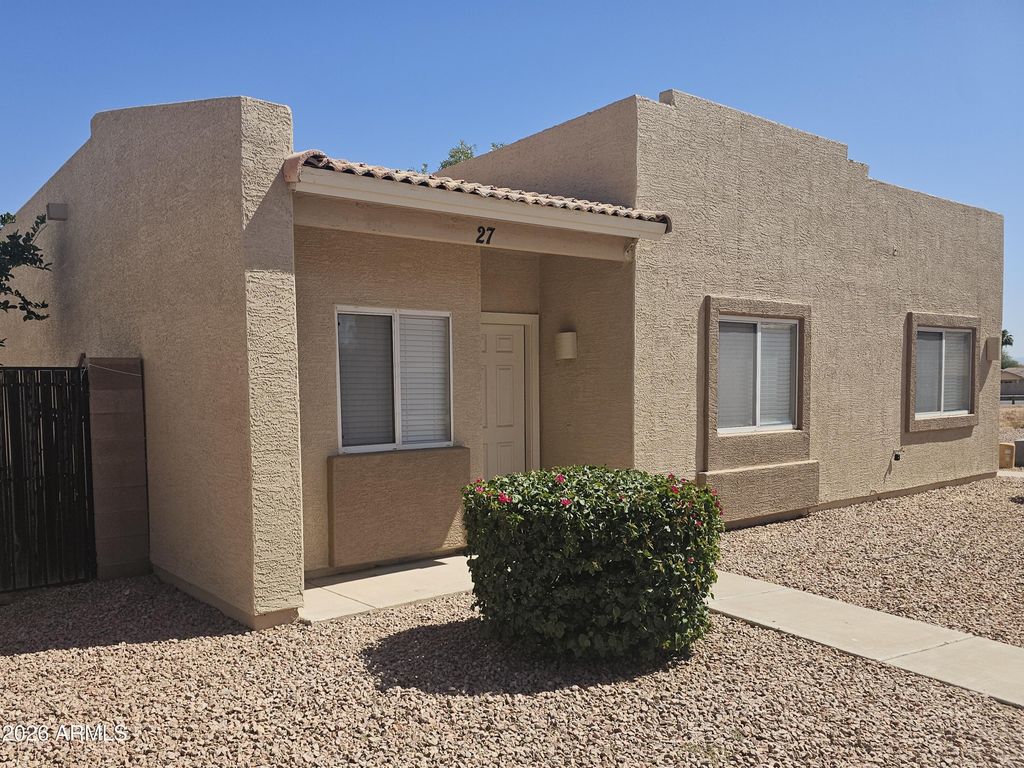 2300 E Magma Road Unit 27, San Tan Valley, AZ 85143