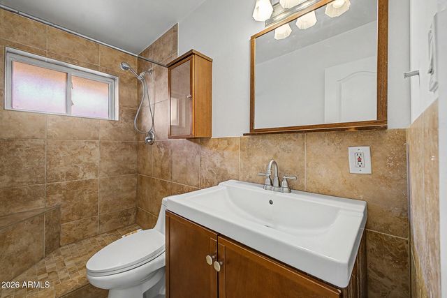 5208 N 11TH Avenue, Phoenix, AZ 85013