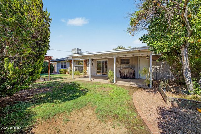 5208 N 11TH Avenue, Phoenix, AZ 85013
