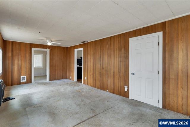 2085 Evergreen Av NE, Salem, OR 97301