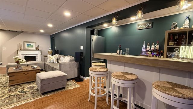 80 Preston Drive, Warwick, RI 02886
