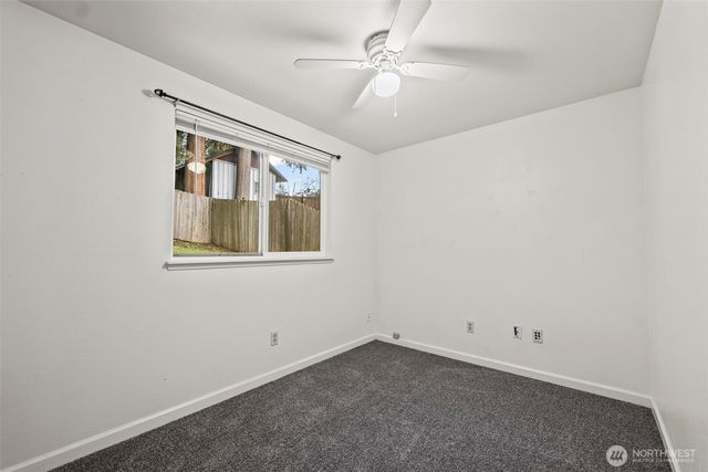 7505 Bridge Place NE, Bremerton, WA 98311