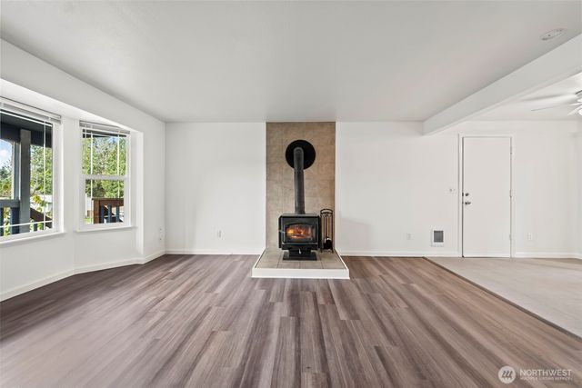 7505 Bridge Place NE, Bremerton, WA 98311