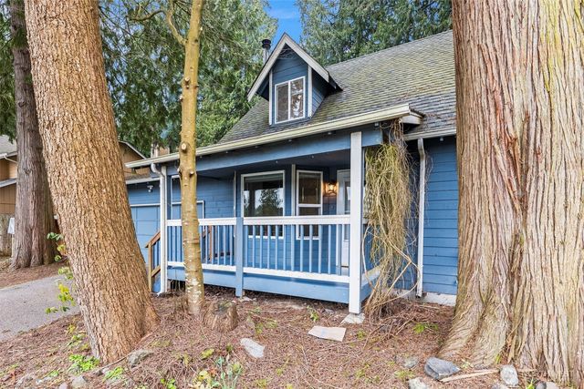 7505 Bridge Place NE, Bremerton, WA 98311