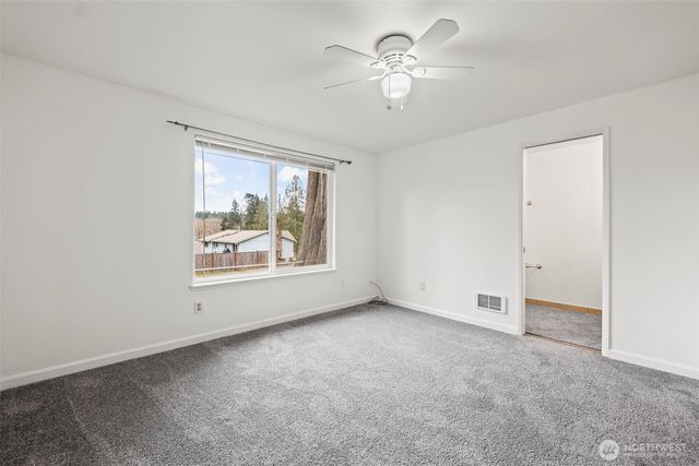 7505 Bridge Place NE, Bremerton, WA 98311