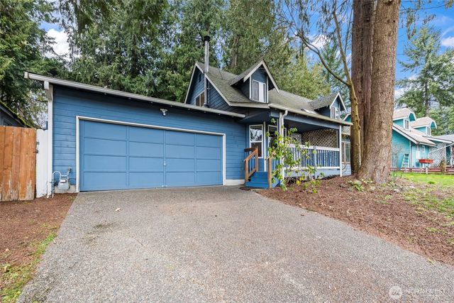 7505 Bridge Place NE, Bremerton, WA 98311