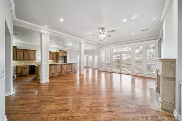 9904 E 90th Court North, Owasso, OK 74055