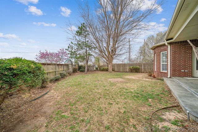 9904 E 90th Court North, Owasso, OK 74055