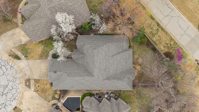 9904 E 90th Court North, Owasso, OK 74055